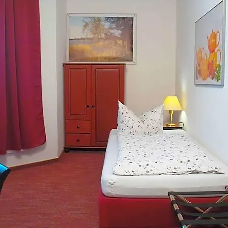 Bed and Breakfast Keramik 3*