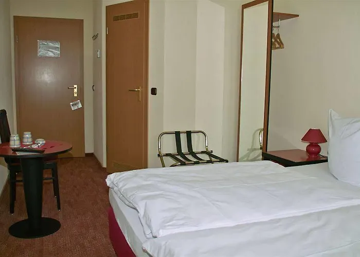 Bed & Breakfast Keramik 3*